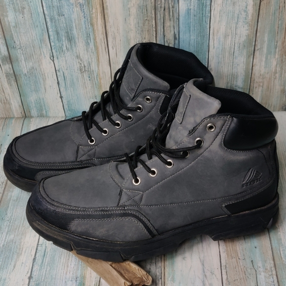 Reebok Other - Reebok Boots